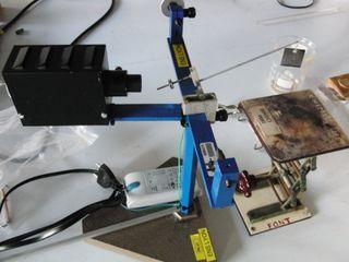 Balance pour la mesure de la tension superficielle avec lame de platine et transfo d'alimentation 6V Balance pour la mesure de la tension superficielle avec lame de platine et transfo d'alimentation 6V