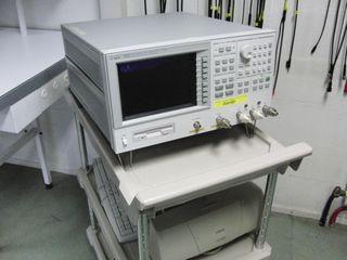 'Analyseur de spectres et d impedances type 4395A-CFG001 + Clavier\r\nMallette Reflexion/Transmission type 87512A-FG 2 GHz ' 'Analyseur de spectres et d impedances type 4395A-CFG001 + Clavier\r\nMallette Reflexion/Transmission type 87512A-FG 2 GHz '