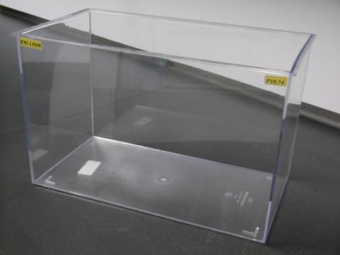 Cuve en Plexiglas à faces //  405 x 257 - Hauteur 220 mm - capacité de 20 L
