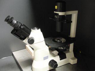 Microscope inversé Eclipse TS100-F avec objectifs x4, x10 , x20, x40 + filtre en P85