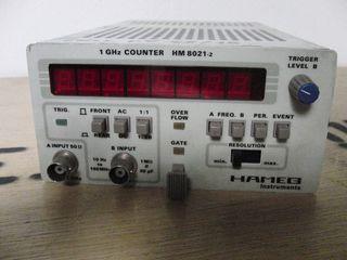 HM 8021-2 Compteur Fréquencemètre réciproque