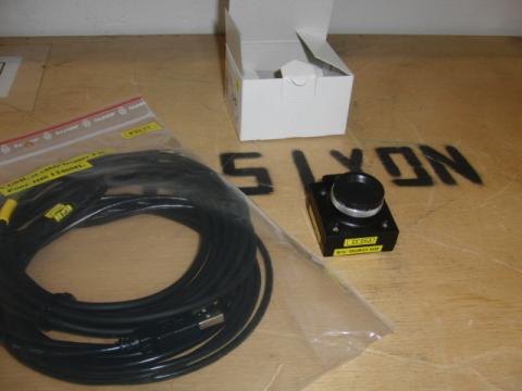 Caméra CMOS Monochrome IDS1240ML-M-GL avec câble USB Monture CS+bague = Monture C Caméra CMOS Monochrome IDS1240ML-M-GL avec câble USB Monture CS+bague = Monture C