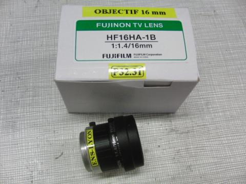 Objectif f = 16 mm  modèle HF 16HA-1B - F/1,4 - monture C - 2 bouchons