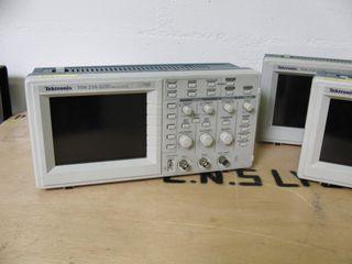 Oscilloscope numerique TDS 210 + Carte interface