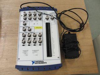 Module d'aquisition USB-6251 avec BNC Module d'aquisition USB-6251 avec BNC