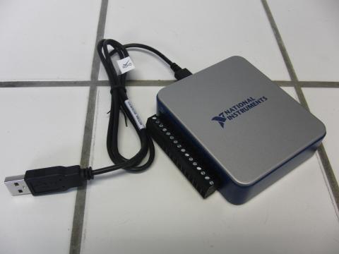 Module d'acquisition modèle NI USB-6002 50 KS/s 16 bits Module d'acquisition modèle NI USB-6002 50 KS/s 16 bits