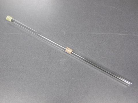 Tube de Kundt en verre aven entonnoir, bouchon sur tige, sifflet et rail alu pour remplissage Tube de Kundt en verre aven entonnoir, bouchon sur tige, sifflet et rail alu pour remplissage