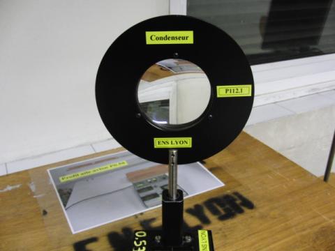 Condenseur f = 75 mm